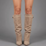 Beiges Wildleder